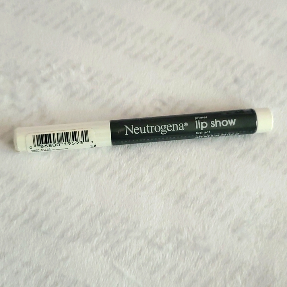 Neutrogena lip show primer